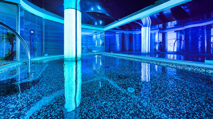 Bull Hotel Reina Isabel & Spa